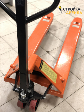  в прокат в Караганде. У нас лучшая цена за сутки! Возможность взять в аренду с выгодной скидкой до 40% при экспресс доставке 24/7. И помните, ночью стоимость еще дешевле на 30%! #арендапрокат #виброплита #выгодно