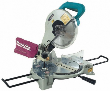 Торцовочная пила Makita LS1040 в прокат в Караганде. У нас лучшая цена за сутки! Возможность взять в аренду с выгодной скидкой до 40% при экспресс доставке 24/7. И помните, ночью стоимость еще дешевле на 30%! #арендапрокат #виброплита #выгодно
