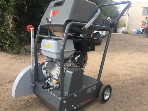  в прокат в Караганде. У нас лучшая цена за сутки! Возможность взять в аренду с выгодной скидкой до 40% при экспресс доставке 24/7. И помните, ночью стоимость еще дешевле на 30%! #арендапрокат #виброплита #выгодно